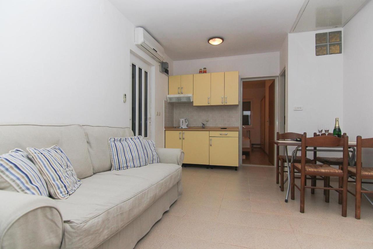 Apartments Villa Alex Podaca Exterior foto